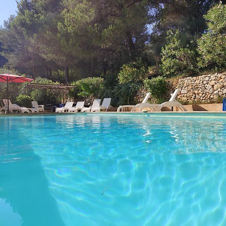 Villa Cigalons En Pleine Pinede Avec Piscine Chauffee De Mai A Septembre Auriol Exterior photo